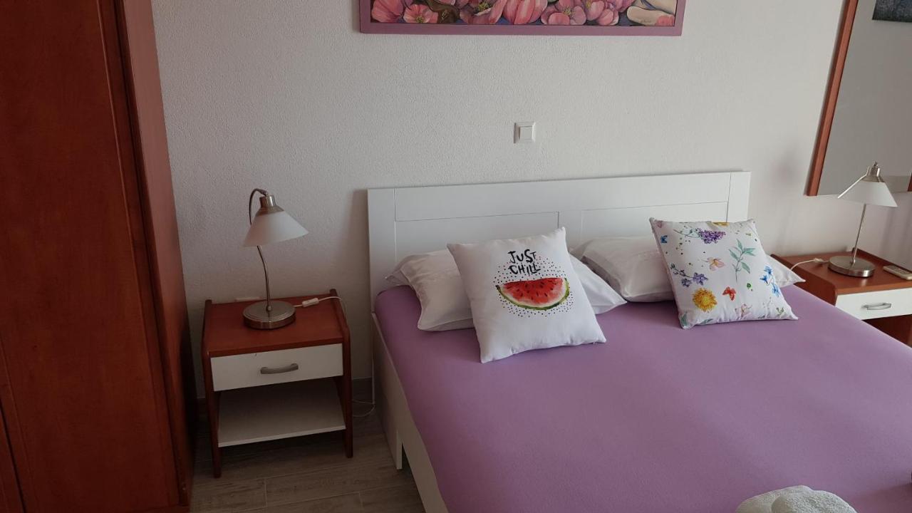 Apartments Bocin Rosso Хвар Экстерьер фото